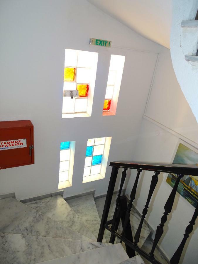 Socrates Apartments Olympiaki Akti Exterior photo